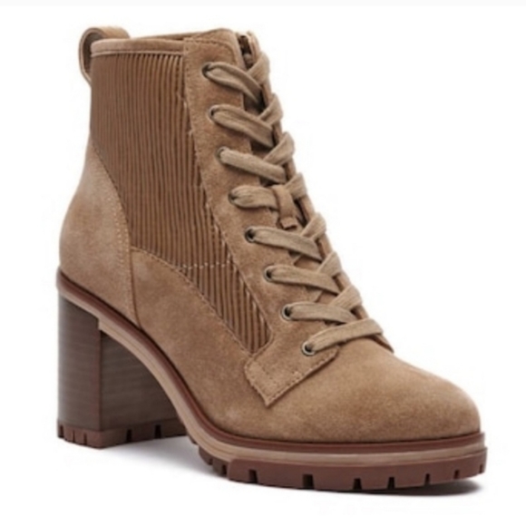 Vince Camuto | Shoes | Vince Camuto Donna Sandy Brown Lace Up Hiker ...